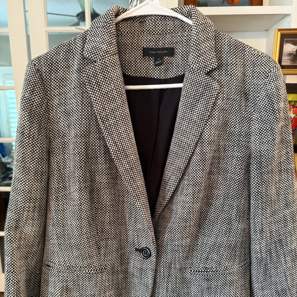Ann Taylor Black and White Tweed-style Blazer, Size 12